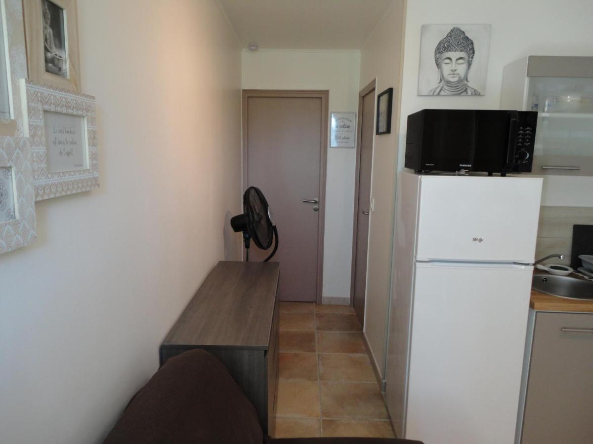 Joli appartement dans village calme en Provence Les Mées Extérieur photo