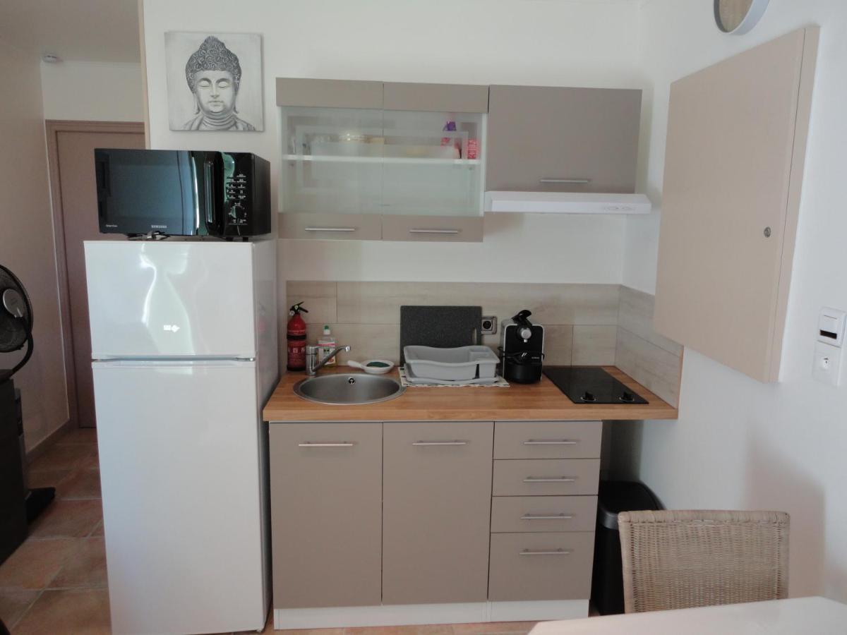 Joli appartement dans village calme en Provence Les Mées Extérieur photo
